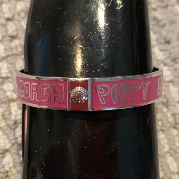 Coach Poppy Bracelet - Picture 2 of 8